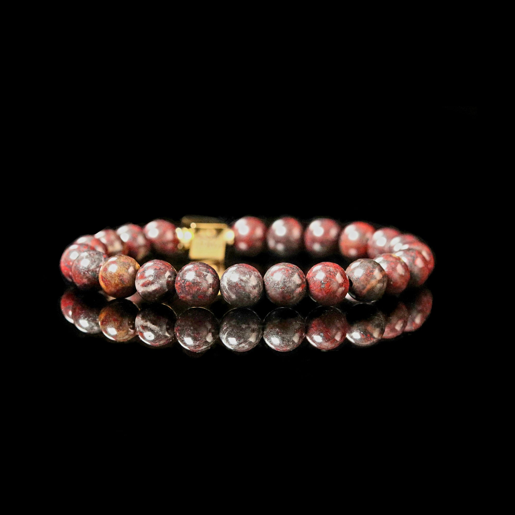 Unique Almandine Garnet burgundy red with dark blue spots - rare color-play gemstone